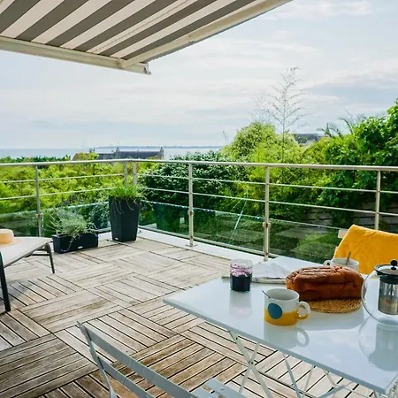-la Terrasse- T2 Avec Terrasse Vue *